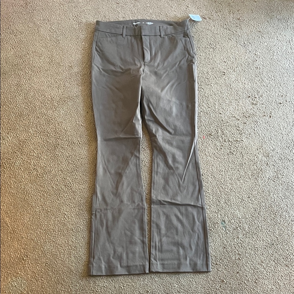 Old Navy Women’s Green/Taupe Bootcut Pants